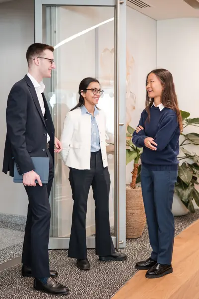 Guests in conversation during the event at Goodwin — Management Incentives in the AI Era