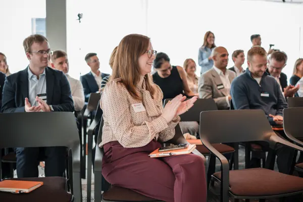 Guests in conversation during the event at Goodwin — Management Incentives in the AI Era