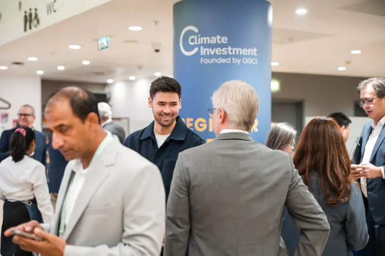 Guests connecting at the investor meeting.