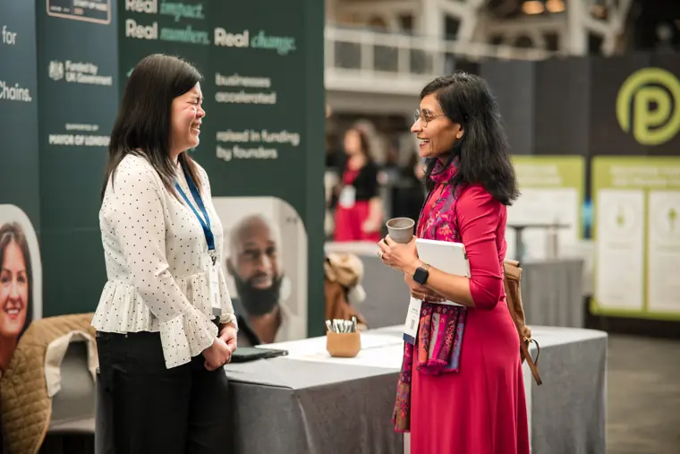 Conversation at the Foundervine stand.