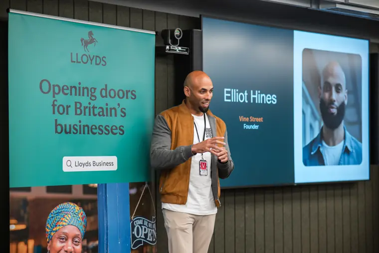 A founder explains his venture to the audience.