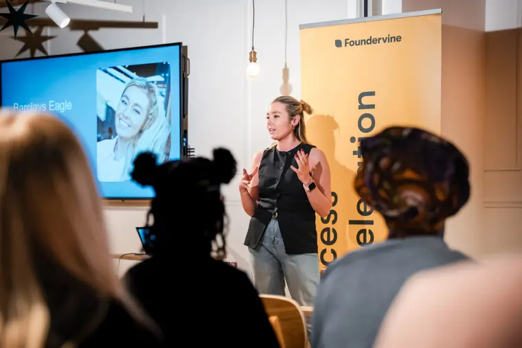A founder presents to the panel.