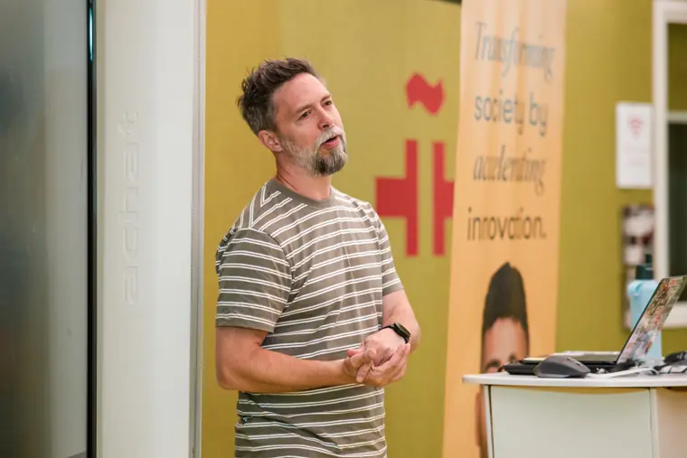 A presentation at the Foundervine programme launch.