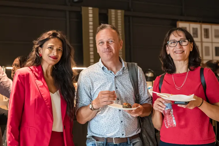 Founders and guests connecting at the showcase.