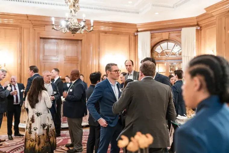 Guests gathering at the drinks reception at the S-OIL European customer dinner.